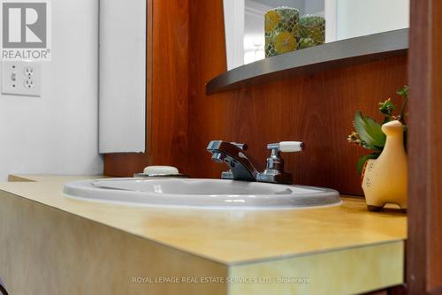 19 Terryellen Crescent, Toronto, ON - Indoor Photo Showing Bathroom