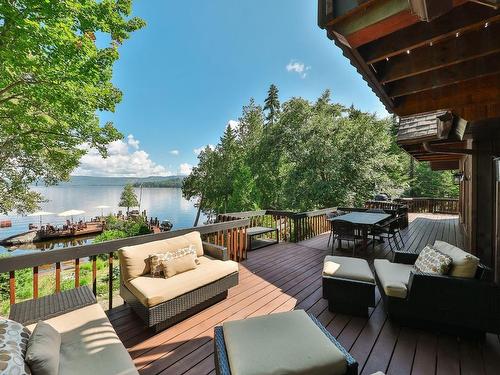 Terrasse - 11 Ch. Coutu, Saint-Donat, QC - Outdoor With Body Of Water With Deck Patio Veranda With Exterior