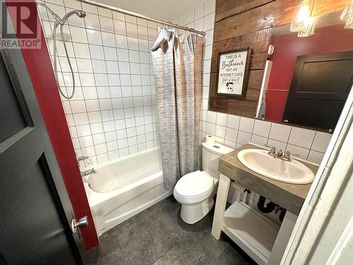 626 Sunset Drive, Williams Lake, BC - Indoor Photo Showing Bathroom