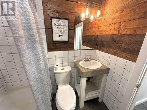 626 Sunset Drive, Williams Lake, BC - Indoor Photo Showing Bathroom