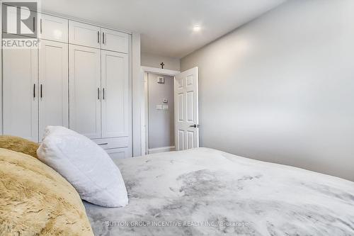 75 Holland River Boulevard, East Gwillimbury, ON - Indoor Photo Showing Bedroom