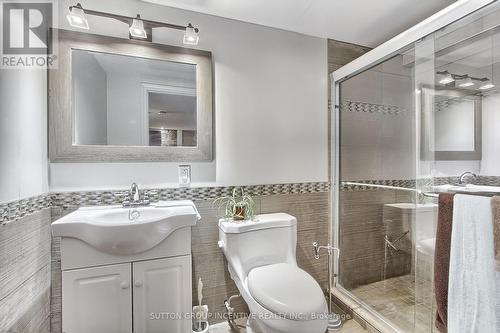 75 Holland River Boulevard, East Gwillimbury, ON - Indoor Photo Showing Bathroom