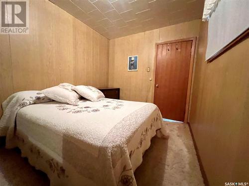 308 Main Street, Hodgeville, SK - Indoor Photo Showing Bedroom