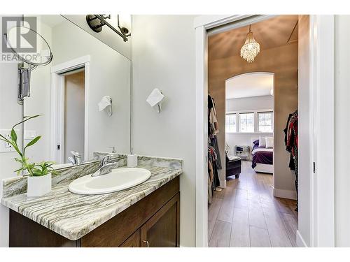 2587 Tallus Ridge Drive, West Kelowna, BC - Indoor Photo Showing Bathroom