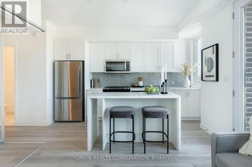 23 - 1455 O'Connor Drive, Toronto, ON - Indoor Photo Showing Kitchen