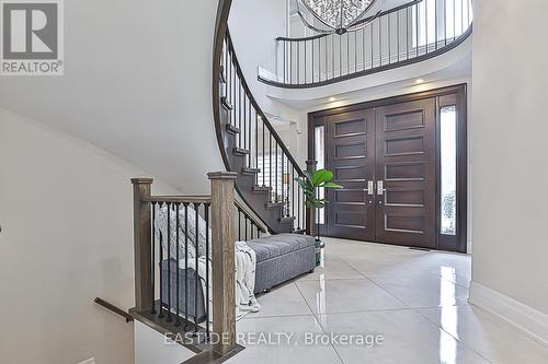 11 Gatcombe Circle, Richmond Hill, ON - Indoor Photo Showing Other Room