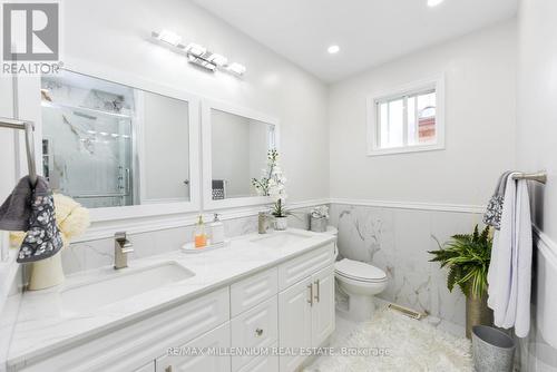 7 Muskoka Street E, Brampton, ON - Indoor Photo Showing Bathroom