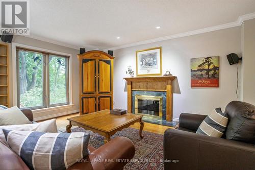 391 March Crescent, Oakville, ON - Indoor Photo Showing Living Room With Fireplace