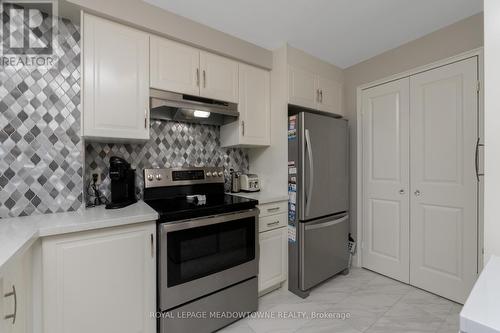 606 - 6500 Montevideo Road, Mississauga, ON - Indoor Photo Showing Kitchen