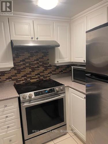 204 - 1530 Weston Road, Toronto, ON - Indoor Photo Showing Kitchen With Stainless Steel Kitchen