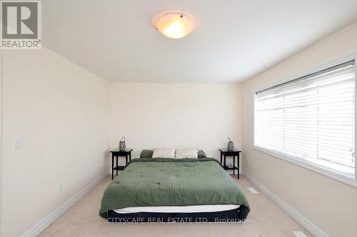 28 Celano Drive, Hamilton, ON - Indoor Photo Showing Bedroom