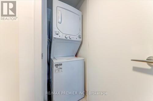 624 - 1 Jarvis Street, Hamilton, ON -  Photo Showing Laundry Room