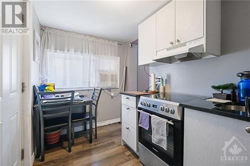 295-297 St Patrick Street, Ottawa, ON - Indoor Photo Showing Kitchen With Double Sink