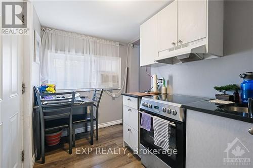 295-297 St Patrick Street, Ottawa, ON - Indoor Photo Showing Kitchen With Double Sink