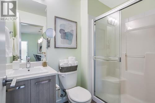 935 Academy Way Unit# 226, Kelowna, BC - Indoor Photo Showing Bathroom