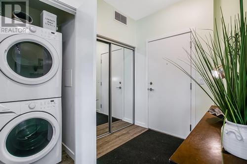 935 Academy Way Unit# 226, Kelowna, BC - Indoor Photo Showing Laundry Room