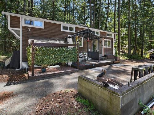 1030 Jeanette Ave, Gabriola Island, BC 