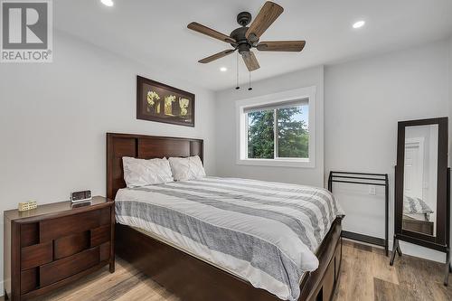 3154 Smith Creek Road, West Kelowna, BC - Indoor Photo Showing Bedroom