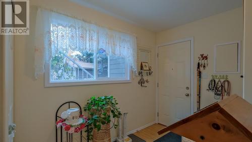 10713 Julia Street, Summerland, BC - Indoor Photo Showing Other Room