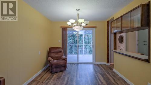 10713 Julia Street, Summerland, BC - Indoor Photo Showing Other Room