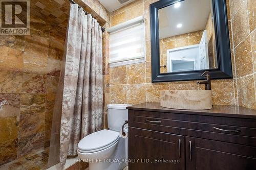 4182 Credit Pointe Drive, Mississauga, ON - Indoor Photo Showing Bathroom