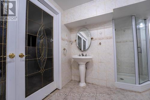 4182 Credit Pointe Drive, Mississauga, ON - Indoor Photo Showing Bathroom