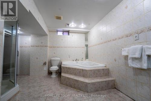 4182 Credit Pointe Drive, Mississauga, ON - Indoor Photo Showing Bathroom