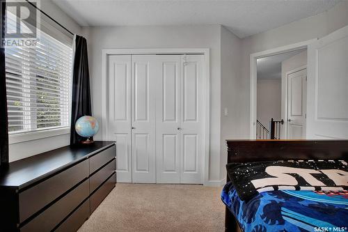 323 410 Ledingham Way, Saskatoon, SK - Indoor Photo Showing Bedroom