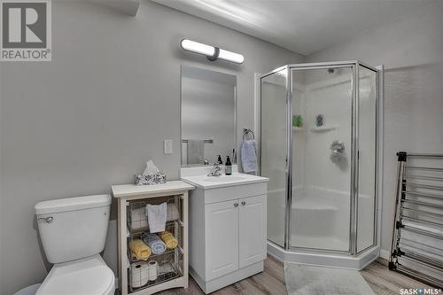 323 410 Ledingham Way, Saskatoon, SK - Indoor Photo Showing Bathroom