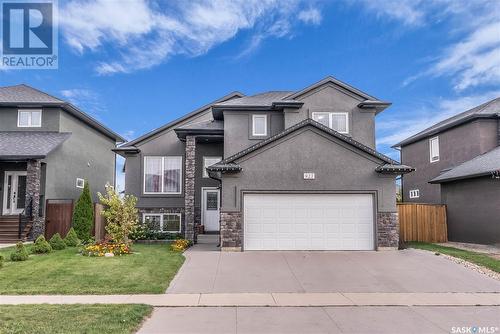 927 Hunter Road, Saskatoon, SK - Outdoor With Facade