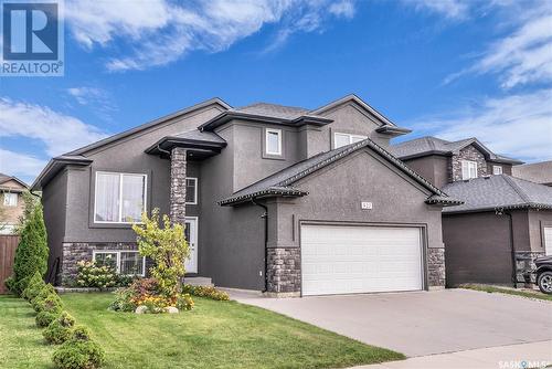 927 Hunter Road, Saskatoon, SK - Outdoor With Facade