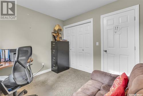 927 Hunter Road, Saskatoon, SK - Indoor