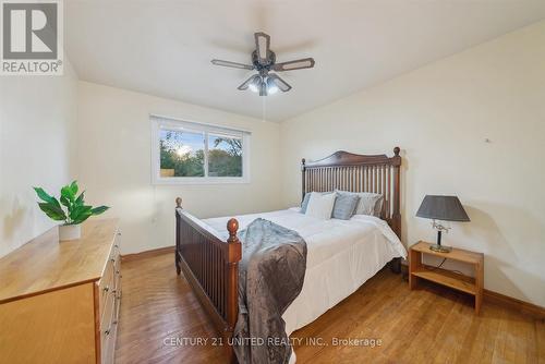 820 Clinton Avenue, Douro-Dummer, ON - Indoor Photo Showing Bedroom