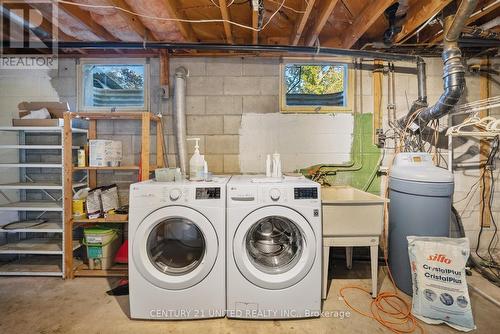 820 Clinton Avenue, Douro-Dummer, ON - Indoor Photo Showing Laundry Room