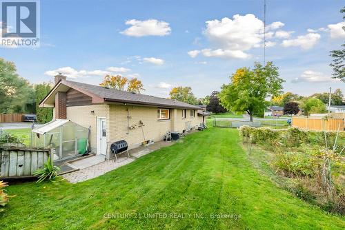 820 Clinton Avenue, Douro-Dummer, ON - Outdoor