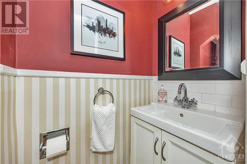 169 Crichton Street, Ottawa, ON - Indoor Photo Showing Bathroom