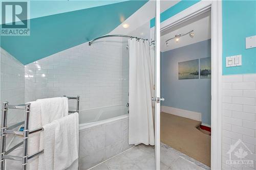 169 Crichton Street, Ottawa, ON - Indoor Photo Showing Bathroom