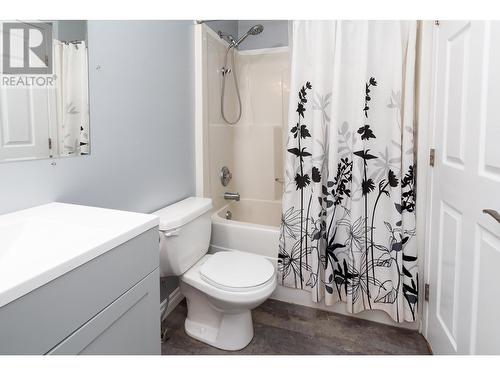 17760 Lacasse Road, Prince George, BC - Indoor Photo Showing Bathroom