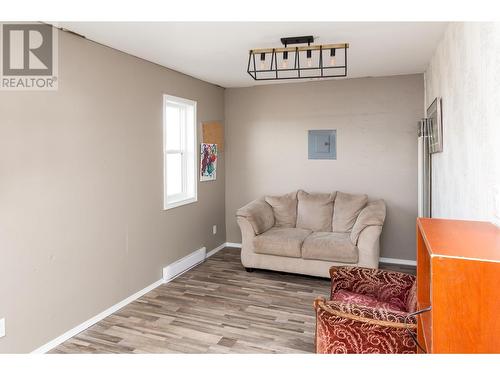 17760 Lacasse Road, Prince George, BC - Indoor Photo Showing Living Room