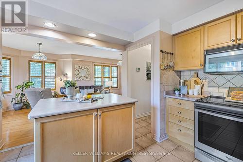 1 Silverdart Crescent, Richmond Hill, ON - Indoor Photo Showing Kitchen