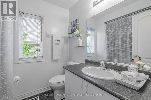 1 Silverdart Crescent, Richmond Hill, ON - Indoor Photo Showing Bathroom