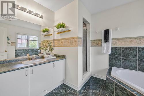 1 Silverdart Crescent, Richmond Hill, ON - Indoor Photo Showing Bathroom