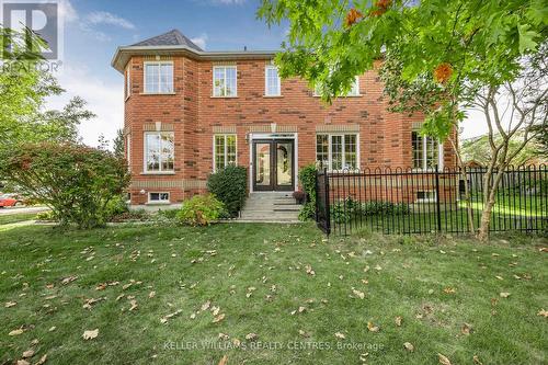 1 Silverdart Crescent, Richmond Hill, ON - Outdoor