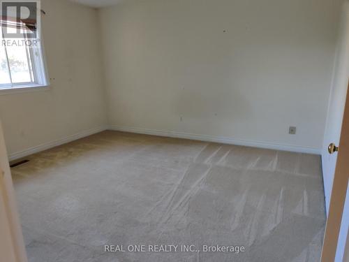 26 Addington Square, Markham, ON - Indoor Photo Showing Other Room