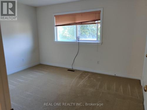 26 Addington Square, Markham, ON - Indoor Photo Showing Other Room