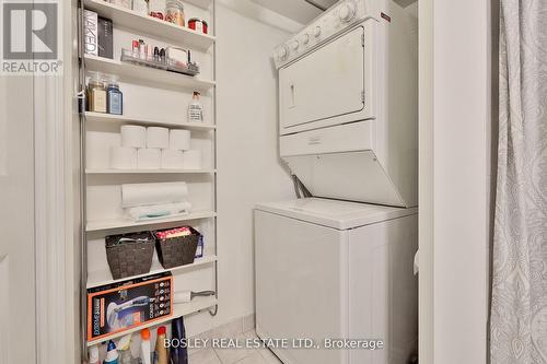 2201 - 61 Town Centre Court E, Toronto, ON - Indoor Photo Showing Laundry Room