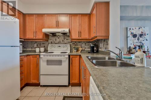 2201 - 61 Town Centre Court E, Toronto, ON - Indoor Photo Showing Kitchen With Double Sink