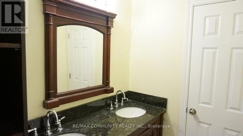 56 Overlord Crescent, Toronto, ON - Indoor Photo Showing Bathroom