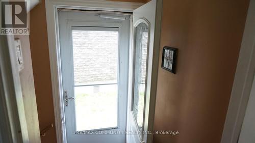 56 Overlord Crescent, Toronto, ON - Indoor Photo Showing Other Room