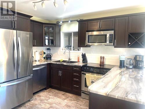 2849 Laburnum  Drive, Trail, BC - Indoor Photo Showing Kitchen With Upgraded Kitchen